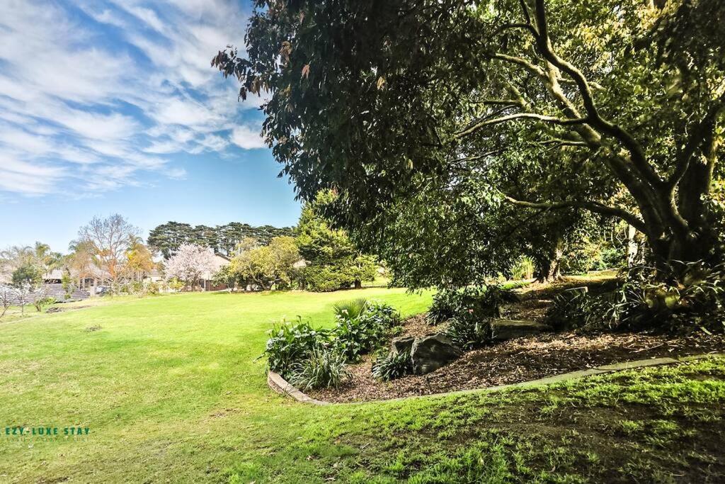 Dream Castle In Melbourne Vila Eltham Exterior foto