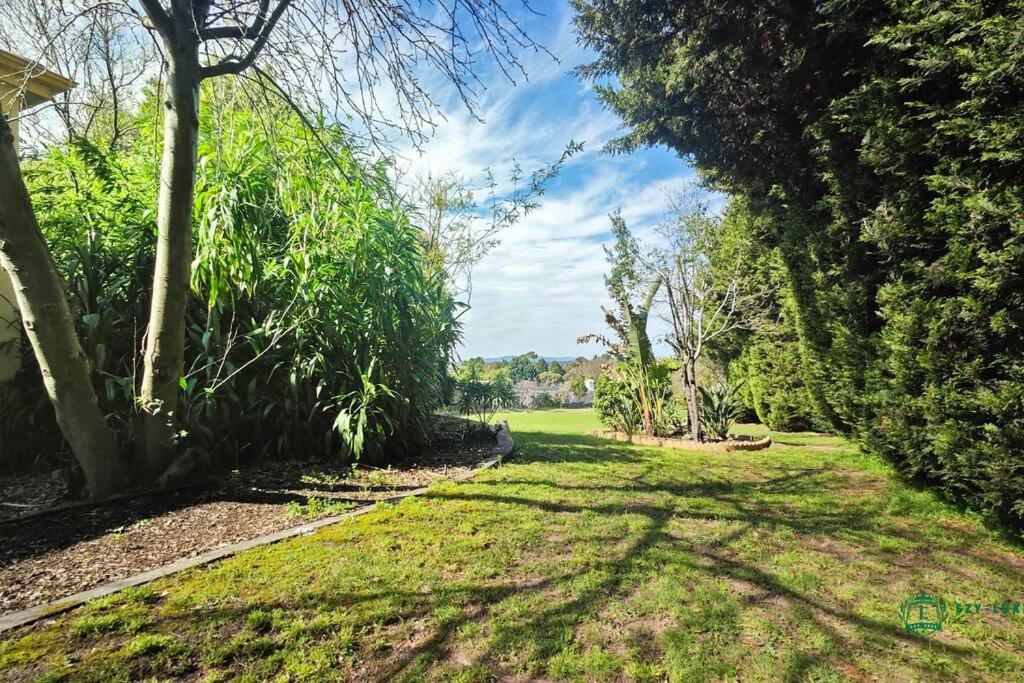 Dream Castle In Melbourne Vila Eltham Exterior foto